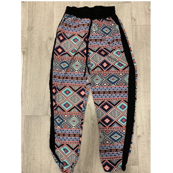 Patterned pants - Picture 1 of 3